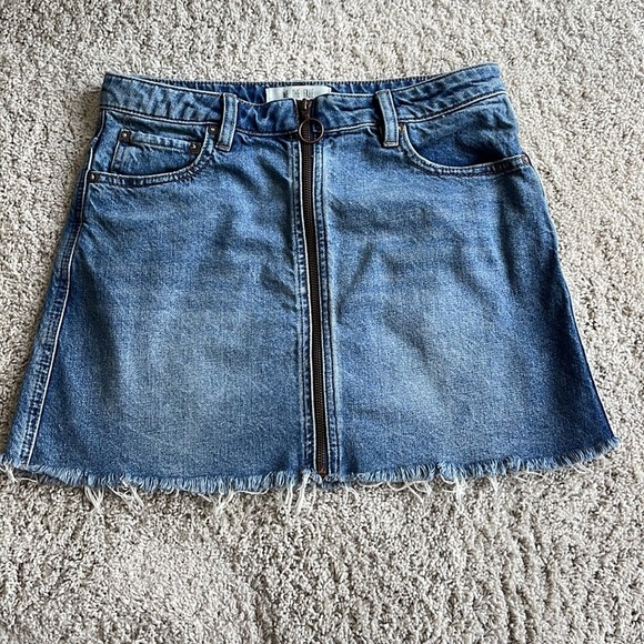 FREE PEOPLE ‘Zip It Up’ Denim Mini Skirt - Picture 3 of 12